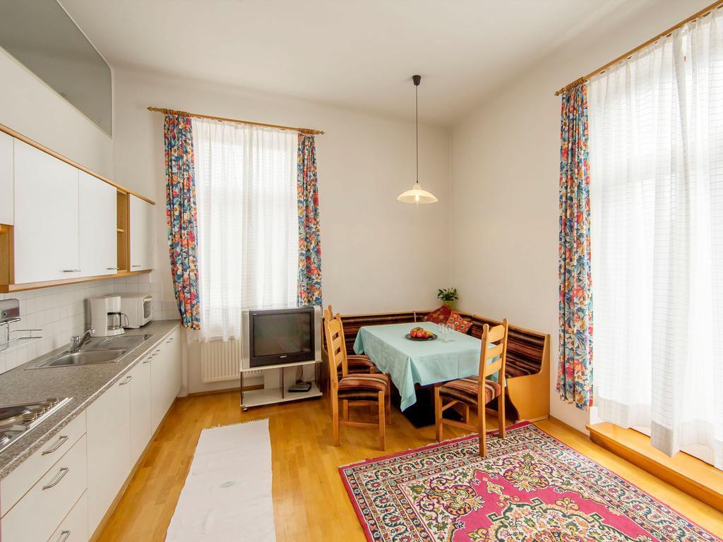 Villa Residence Santer Brunico Room photo